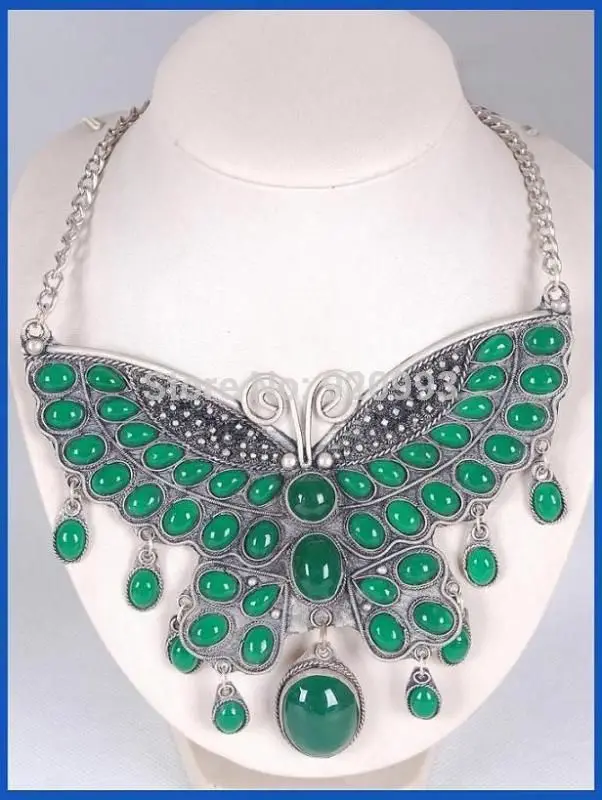 

free P&P***beautiful old tibetan tibet silver plate green jade butterfly necklace