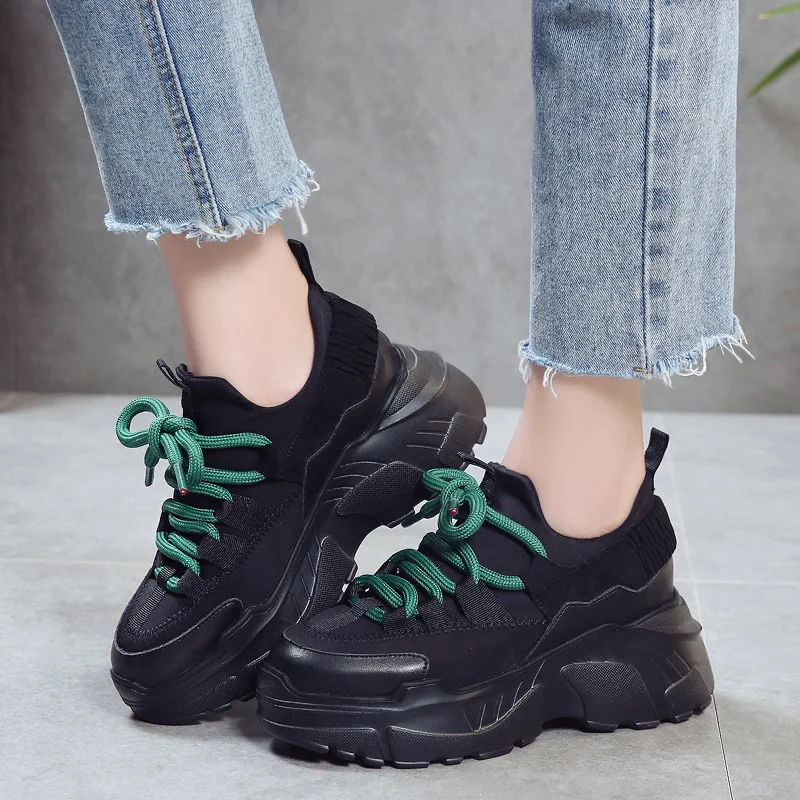 

2019 Women Shoes New Height Increase Woman Thick Bottom Casual Shoes Breathable Lace-up Lightweight Women Sneakers Beige Black
