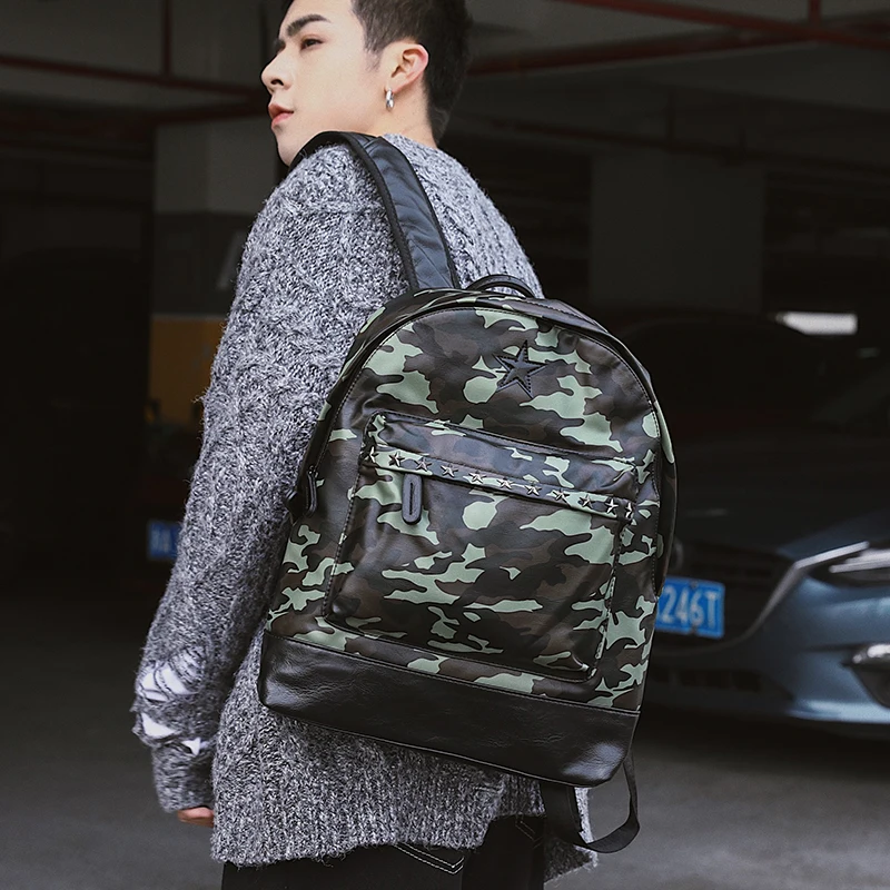 

Tidog Personality Fashion Rivet Student School backpack