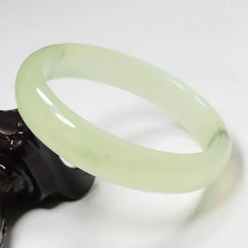 

1035 Translucent Chinese Natural Green Nephrite Jade Gems Bracelet Bangle