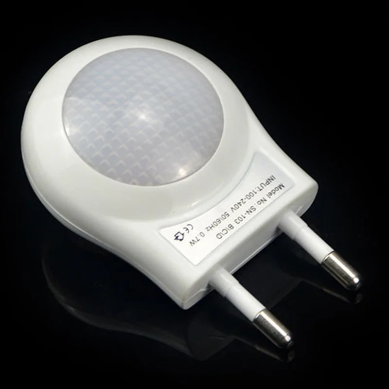 Белый ЕС штекер Авто Датчик управления мини светодиодный Игрушка-ночник мягкий свет Защита глаз детская спальня настенная розетка лампа