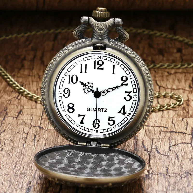 Antique Big Size Forest Big Truck Pocket Watch Retro Bronze Necklace Watches for Men Women Gift 1