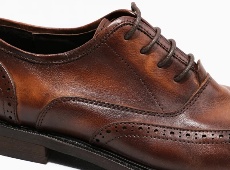 Мужские оксфорды ручной работы в винтажном стиле; Роскошная брендовая мужская повседневная обувь с перфорацией типа «броги» в стиле ретро из натуральной кожи с круглым носком; официальная обувь