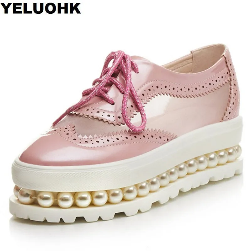 

Big Size 43 Pearl Brogue Shoes Women Breathe Air Platform Shoes Women Flat Comfortable