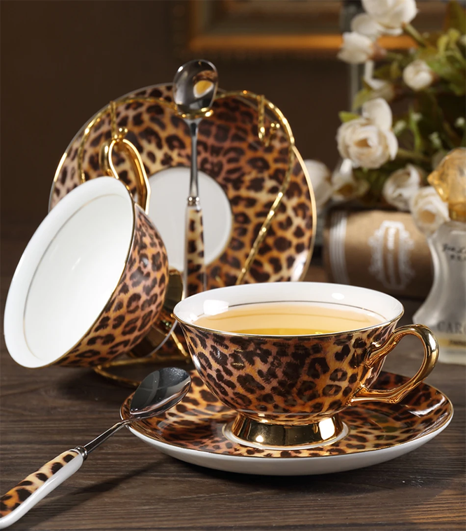 Европейский классический Леопардовый принт Костяной фарфор кофейные чашки и блюдца кофейная чашка набор посуды Ручная роспись золотой ободок домашние вечерние чашки для чая