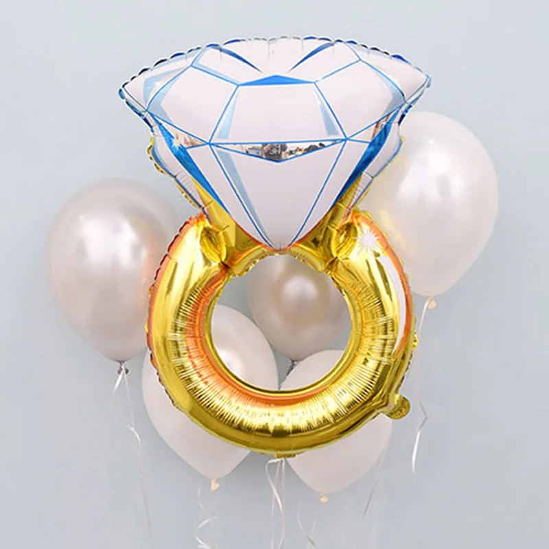 fb_diamondring_roll16