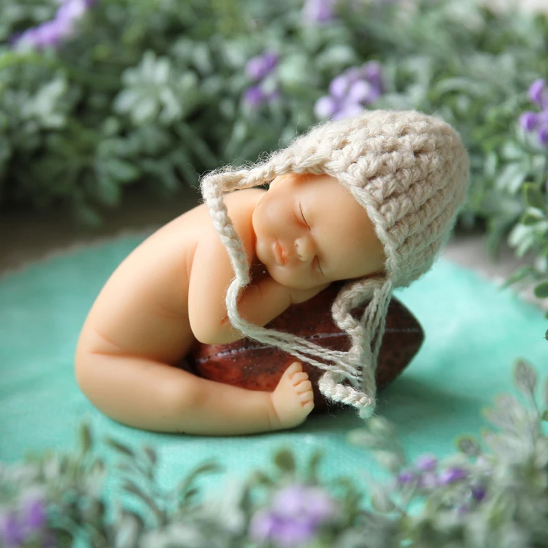 

Europe Synthetic resin Cute Thumb doll Figurine fairy garden miniature Baby toy tabletop crafts home decor Creative For Kids