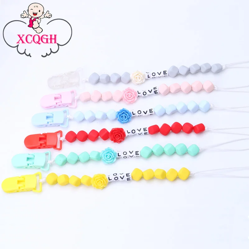 XCQGH Personalised Name Baby Pacifier Clips Flower Dummy Clip Nipple Holder for Infant Feeding Pacifier Clip Attache Sucette