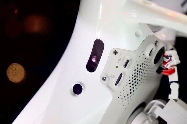 In Stock For Xmas| DJI Phantom 4 Pro Drone With 4K HD Video,30 MINS Flight Time, 7 KM Control Range