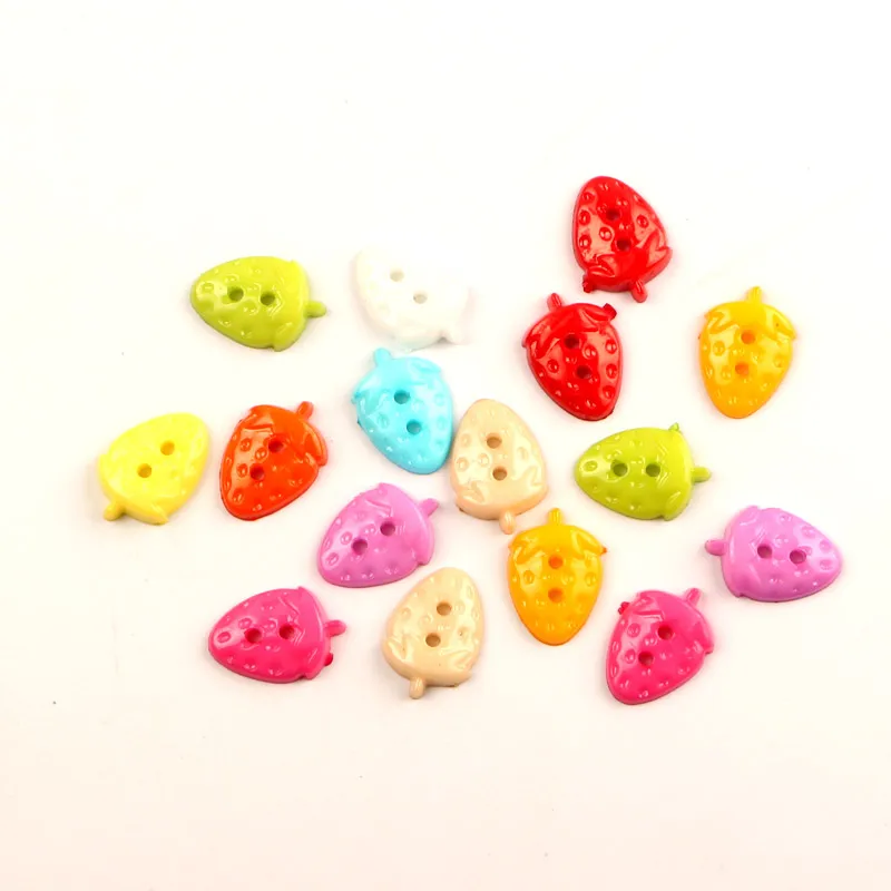 

100Pcs Mixed Acrylic Strawberry Sewing Buttons For Clothes Scrapbooking Decorative Needlework Botone Handicraft DIY Accessories