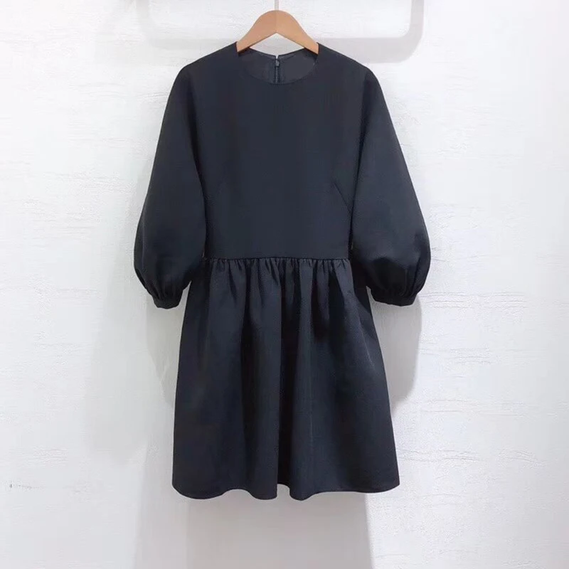 

Robe femme 2019 new autumn High Quality 7 sleeves black pleated mini round neck lantern sleeves simple and elegant women's dress