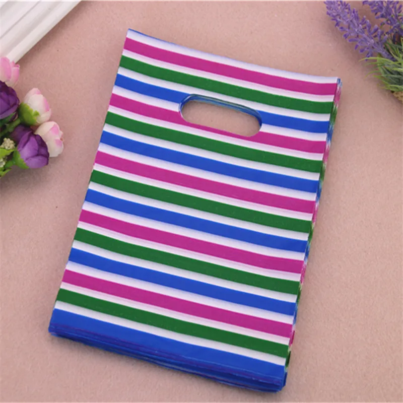 

2016 New Style Wholesale 100pcs/lot 15*20cm Rainbow Line Plastic Packaging Gift Bags With Handles