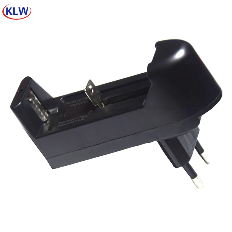 AC power supply Smart Universal Battery Charger for 18650 16340 14500 10440 3.7V Rechargeable Li-Ion battery  EU Plug