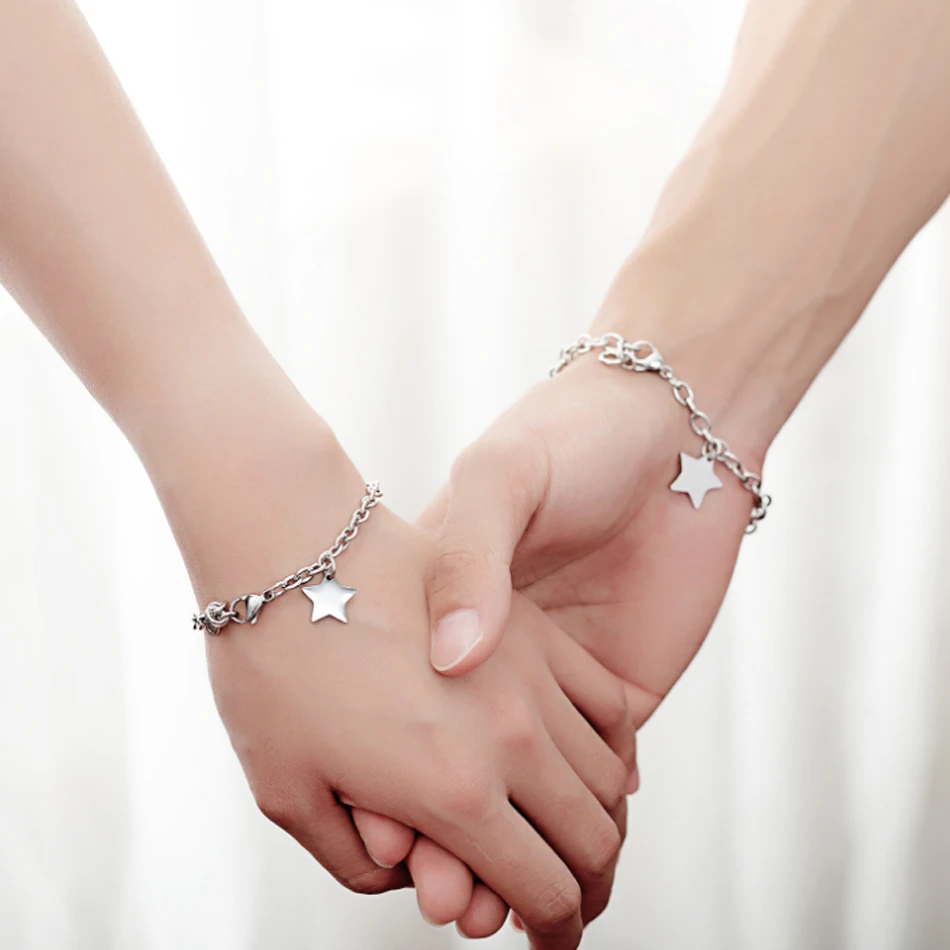

Fashion Bracelets Lovers' handwrist Accessories Star and Round Decorations Bracelet for Women Men Stainless Steel Jewelry 2018