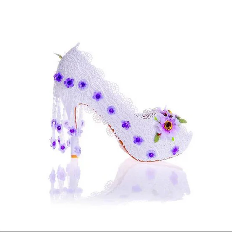 Г., новейший дизайн, модные фиолетовые кружевные туфли с цветами и кисточками для вечеринки, выпускного вечера, белые туфли с открытым носком ручной работы, свадебные женские туфли