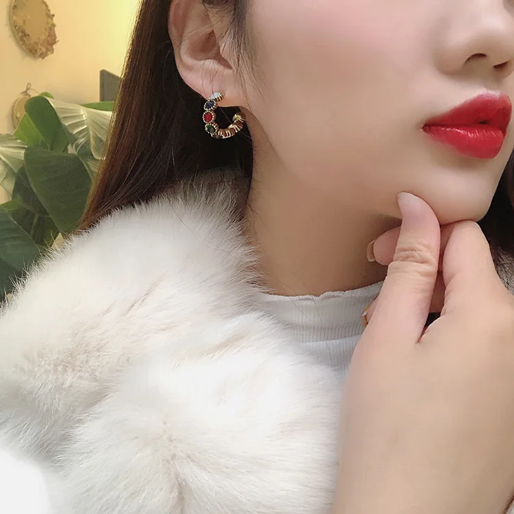 HTB1QqOvLVzqK1RjSZFCq6zbxVXaX - MENGJIQIAO 2019 New Hot Sale Vintage Colorful Rhinestone Small Hoop Earrings Women Fashion Simulated Pearl Semicircle Pendientes