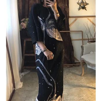 

Changpleat 2019 Spring New Loose Printed Dresses Miyak Pleated Fashion Large Size O-neck Bat sleeve Big elastic Dress Tide D908