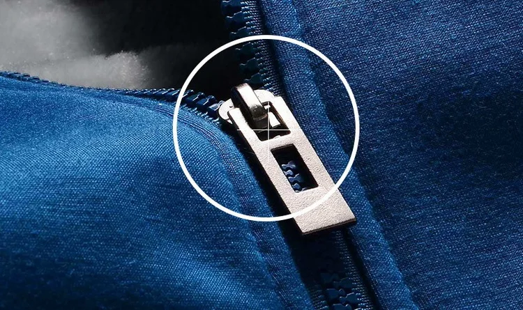 2431546252_1571359620