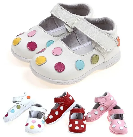 Босоножки для девочек; кожаные туфли для малышей; цвет красный, розовый, белый; с закрытым носком; летние модные и прочные Детские босоножки с цветочным принтом
