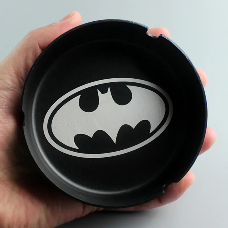 Мультфильм Комикс Супер герой Бэтмен шаблон пепельница Arkham Knight Batarang Реплика