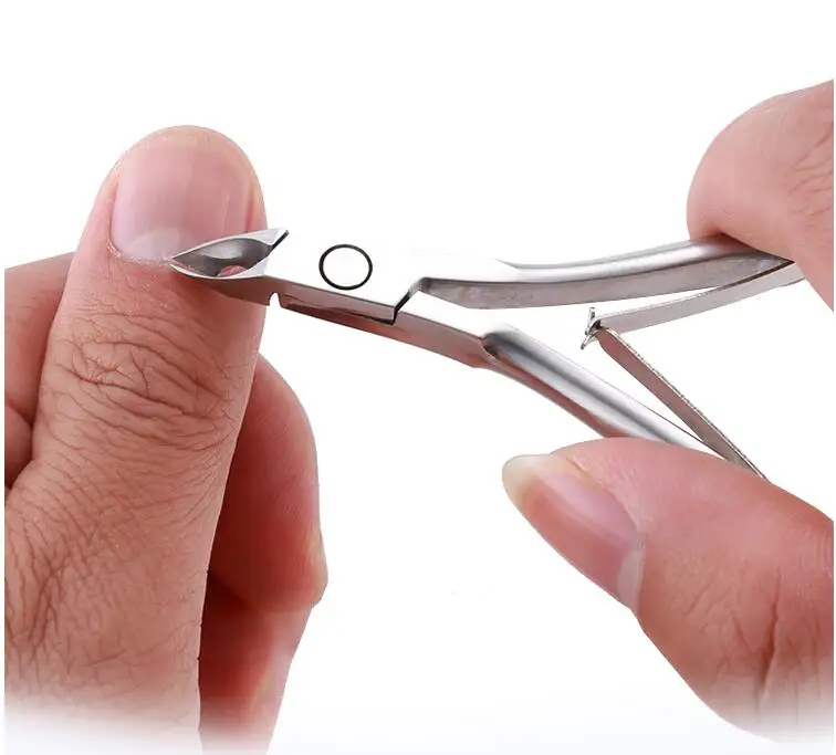 кусачки для маникюра какие лучше. щипчики для маникюра профессиональные.