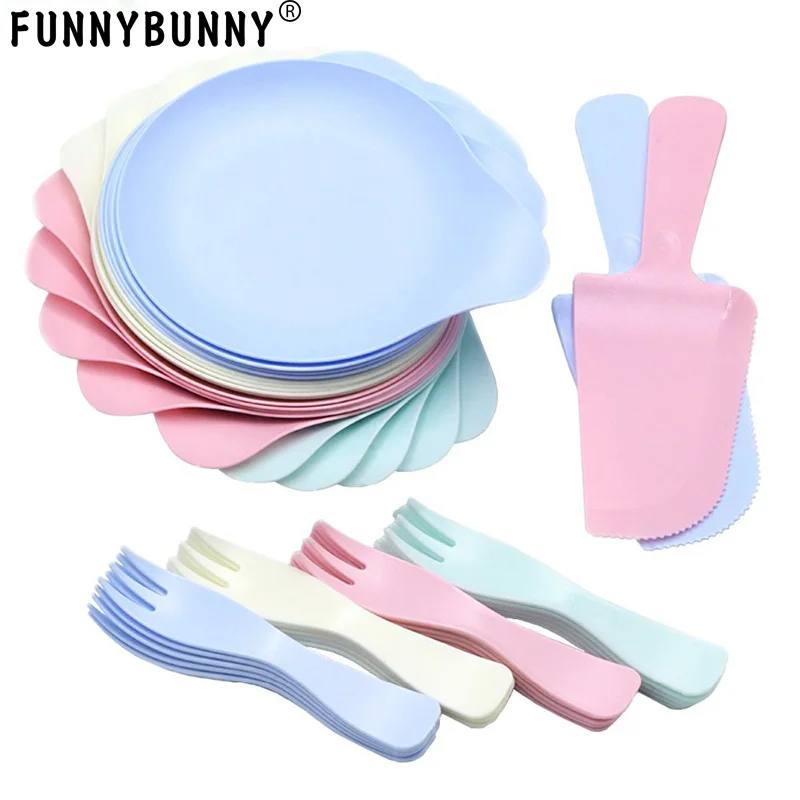 

Disposable Plastic Dessert Set Four color set Includes 5 Plates and 5 Forks , 1 Cake Knives, Deluxe Party Supplies Kit