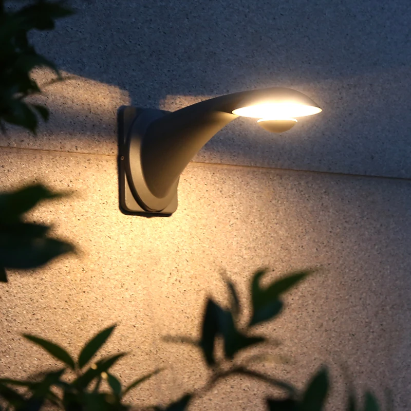 

LukLoy LED Outdoor Wall Lamp Nordic Modern Minimalist Outdoor Waterproof Single Head Wall Light Villa Courtyard Exterior Sconce