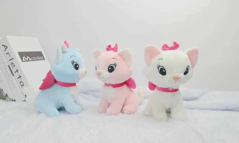 

mylb 1pcs The Aristocats cat plush toys Marie cat plush dolls Soft Stuffed Animals toys for children 20cm