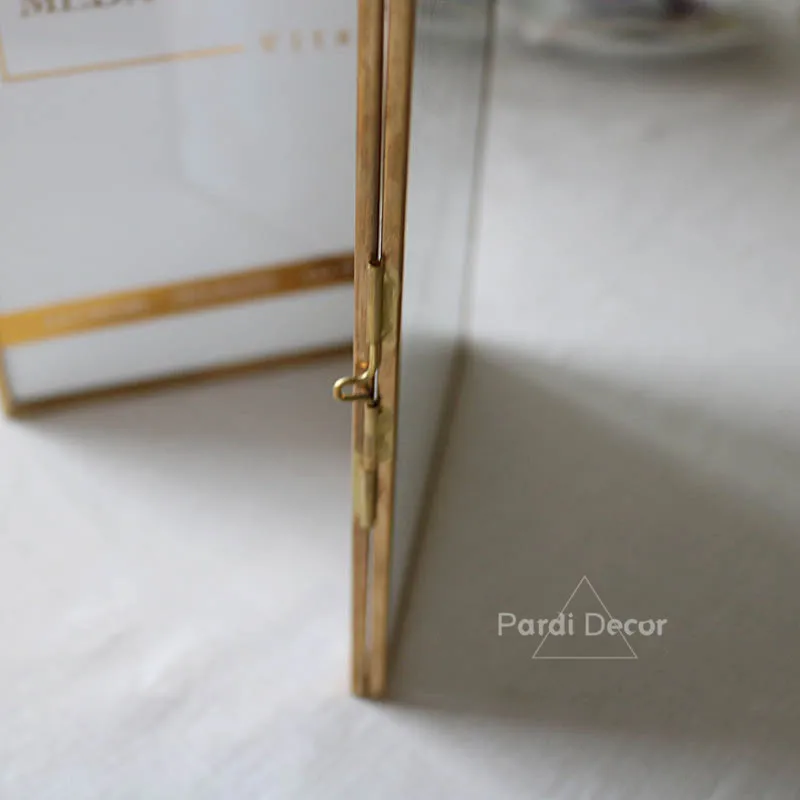 Золотая металлическая фоторамка Стеклянная фоторамка складывающаяся стеклянная рамка Кружевная декоративная двухлистная домашняя декорация свадебная фотография