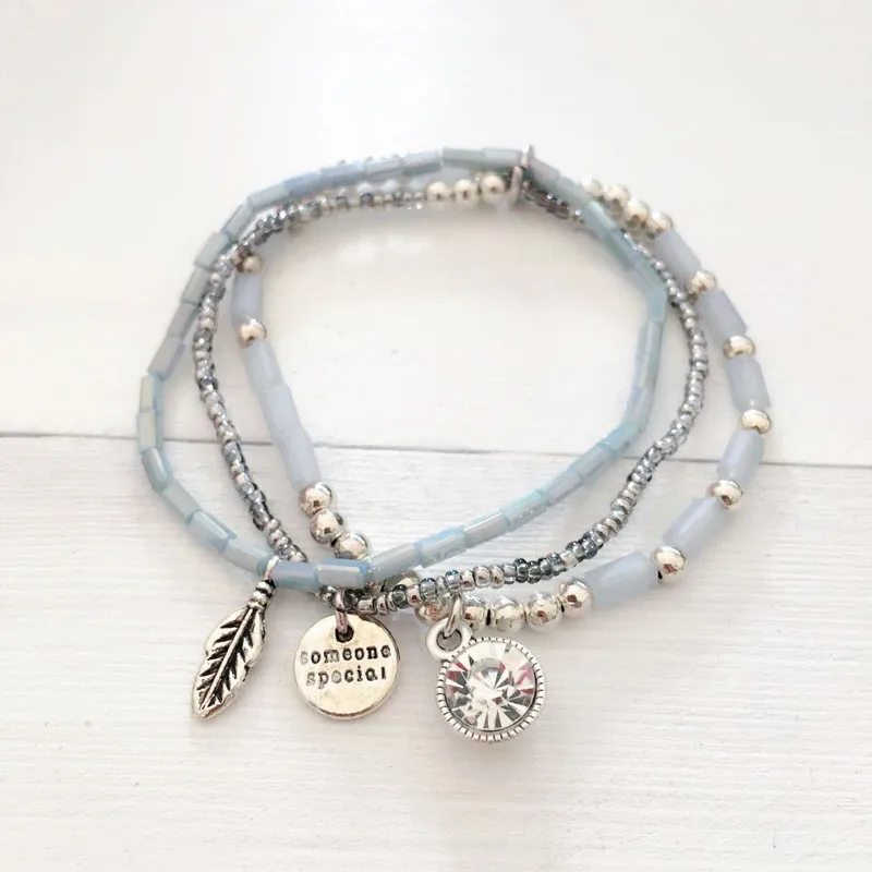 2017 Feather and Leaves Crystal Multilayer Bracelet Women's Mother's Day Gifts Stylish Exquisite Matte effect
2017 Feather and Leaves Crystal Multilayer Bracelet Women's Mother's Day Gifts Stylish Exquisite Matte effect