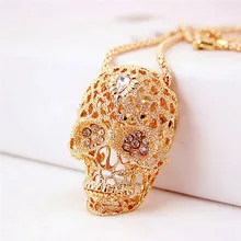 ROMAD Iced out Hip Hop Skull Pendant Necklace for Men Women Black Alloy AAA CZ Punk Necklace Hollow Full Crystal Necklace R1 ROMAD Iced out Hip Hop Skull Pendant Necklace for Men Women Black Alloy AAA CZ Punk Necklace Hollow Full Crystal Necklace R1