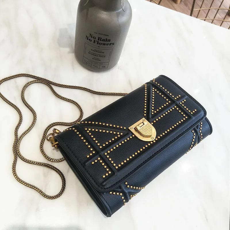 

2018New Rivet Chain Small Square Bag Wild Multi-layer Clutch Bag Wallet Mini Shoulder Messenger Bag Small Bag Fashion Trend Wild