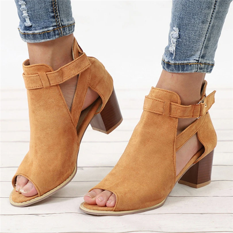 flat sandals with heel covered