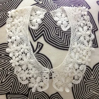 

2 Pairs Handmade Lace Accessories DIY Soluble Embroidery Cotton Lace Collar False Collar Off White Collar Flower RS528