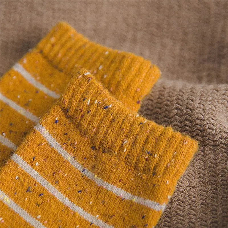 Wool Socks Women Striped Print Point Yarn Keep Warm Mid Socks Soft And Comfortable Thick Casual Lady's Socks Winter