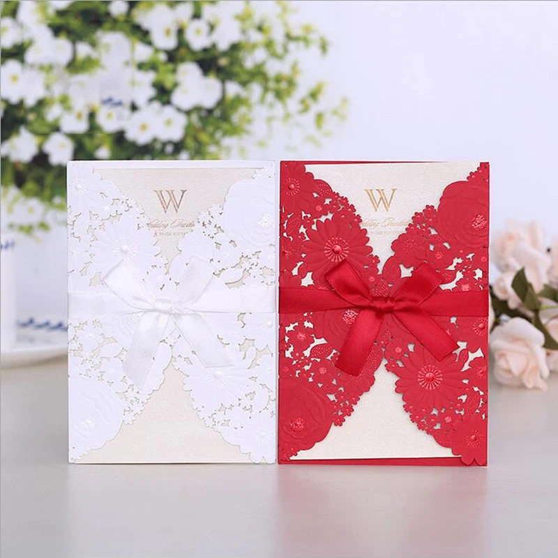 

50pcs White Red Laser Cut Wedding Invitations Card Elegant Greeting Cards Envelopes with Ribbon Wedding Party Favor Decoration