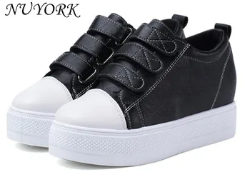 

New listing hot sales Spring and Autumn Breathable running shoes woman PU sports shoes 305