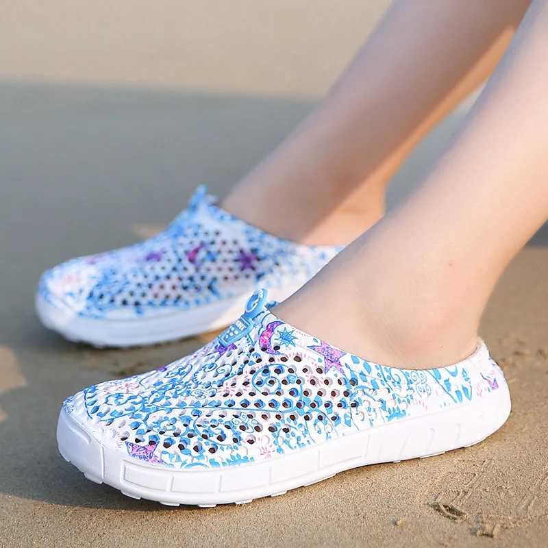 

2019 womens casual Clogs Breathable beach sandals valentine slippers summer slip on women flip flops shoes home shoes for women
