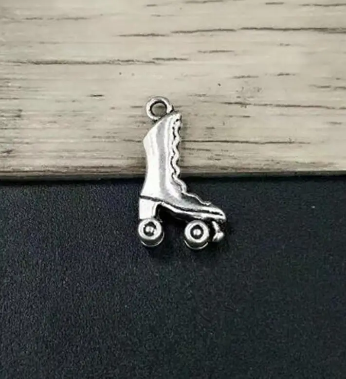 50pcs 21*12mm Roller skates Charms Antique Silver Skate Skateboard
