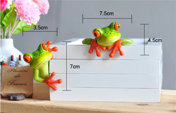 Cute Frog figure toy home office computer desk decoration - Size