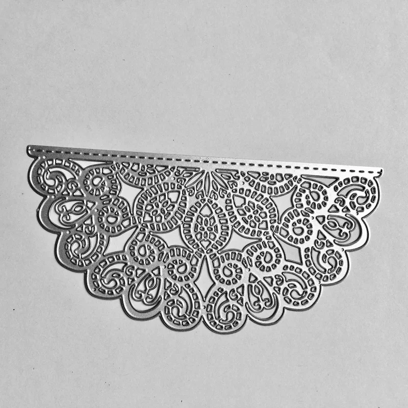 

Semicircle Flower Border Embossing Template Paper Art Card Cut Die Stencils Embossed Plate For DIY Scrapbooking Photo Album