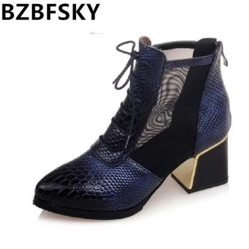 

Fashion Snake Print Patent Leather Boots Pointed Toe Breathable Mesh Ankle Boots Blue Wine Red Woman Side Zip Thick Heel Shoes