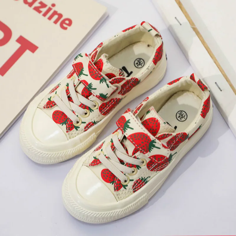 

Kids Sneakers Cute Strawberry Pineapple Boys Girls Canvas Shoes 2019 Spring New Flat Heel Hook Loop Baby Casual Shoe Fruit 24-37