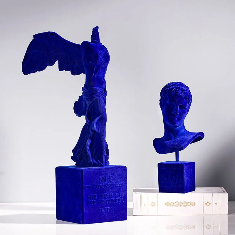 

Nordic Style Marine Blue Marathon Boy Statue Of Liberty Jewelry Decoration Home Decoration Study Exhibition
