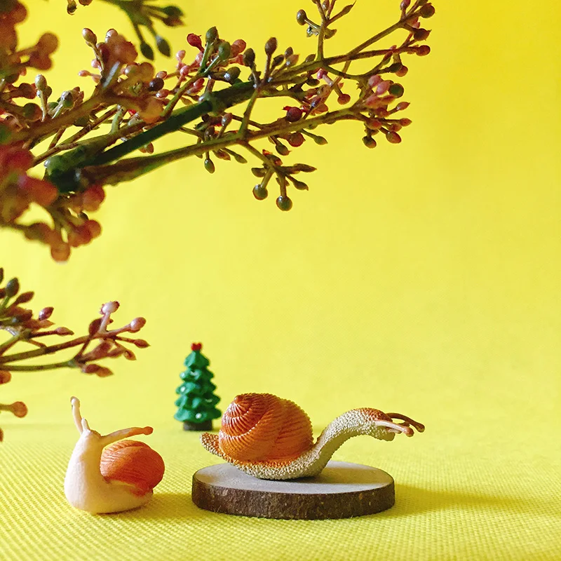 

sale~1Pcs/snail/doll house//miniatures/lovely cute/fairy garden gnome/moss terrarium decor/crafts/bonsai/figurine/c094c063