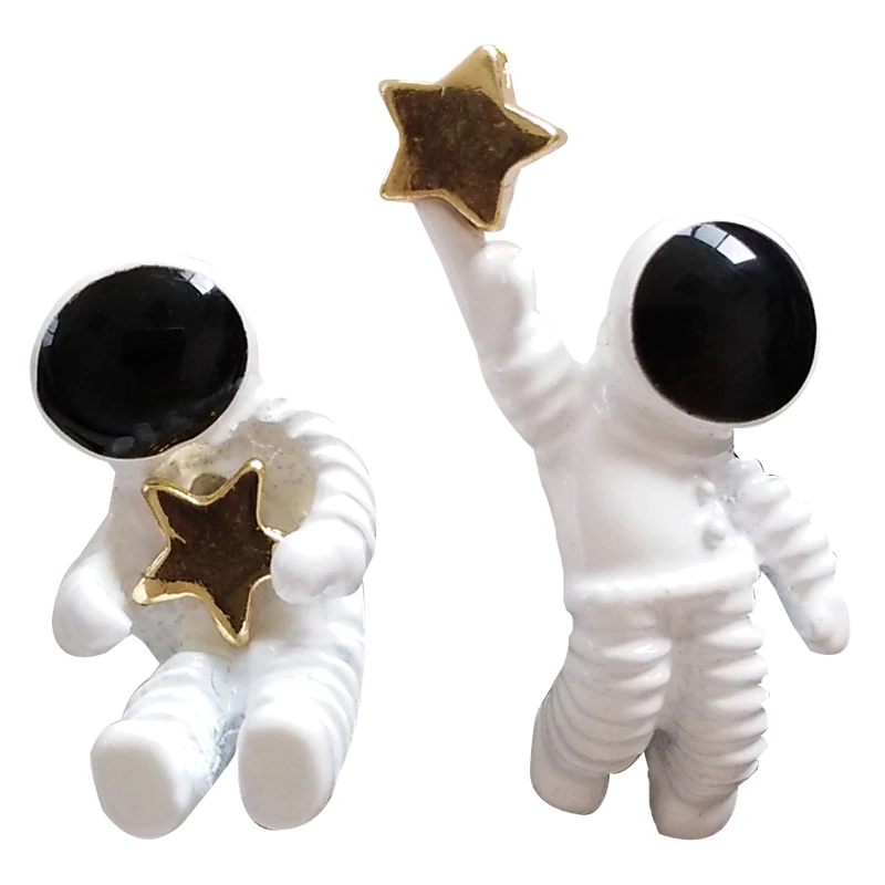 Creative Cute Design Starry Sky Space Star Asymmetrical Astronaut Small Stud Earrings | Украшения и аксессуары