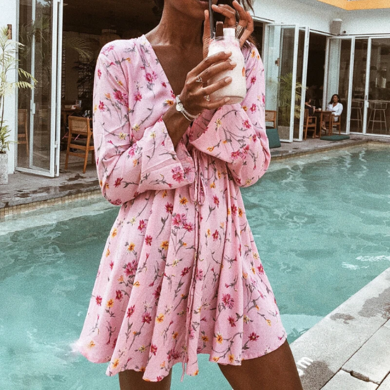 

2018 Fashion Summer V Neck Dress Women Floral Print Long Sleeve Dress Party Club Short Mini Beach Sundress