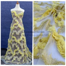 Желтый/фиолетовый/оранжевый/белый/розовый ручной работы тяжелый жемчуг бисер 3D Цветы кружевной материал для свадьбы/вечернее платье кружевная ткань