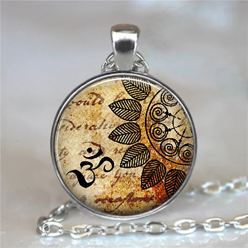 Cabochon Glass necklace Silver//Black//bronze pendant(merry christmas gift