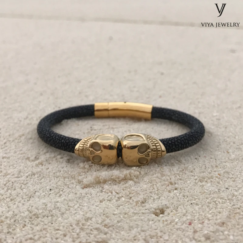 black stingray double skulls bracelet (2)
